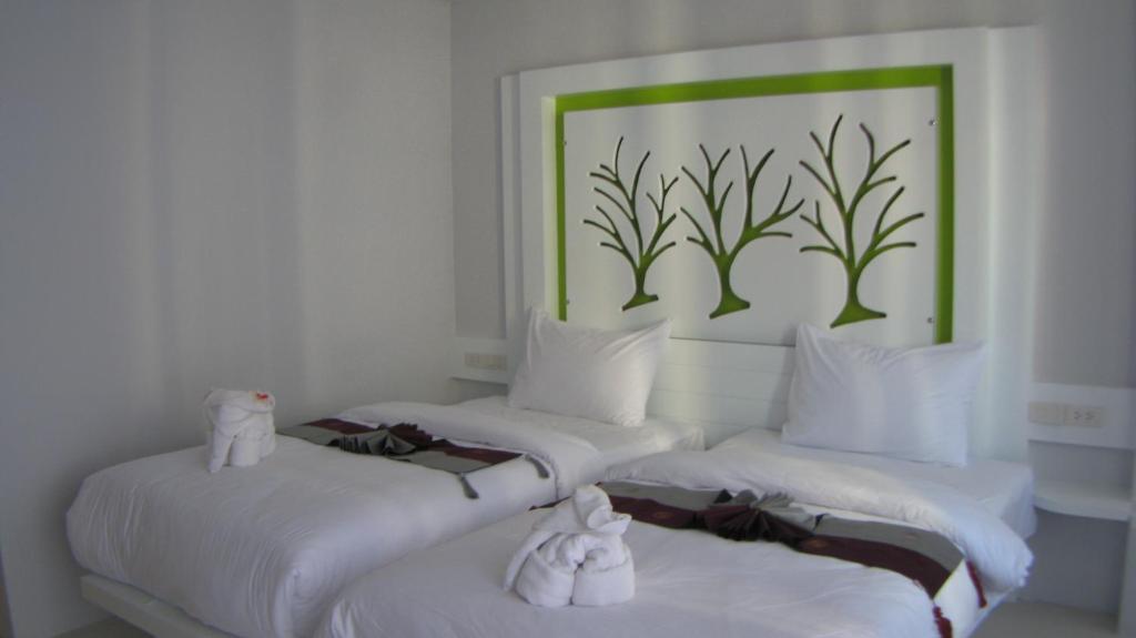 The Silk Hill Hotel Patong Rum bild