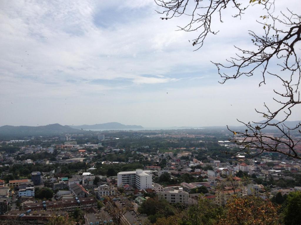 The Silk Hill Hotel Patong Exteriör bild