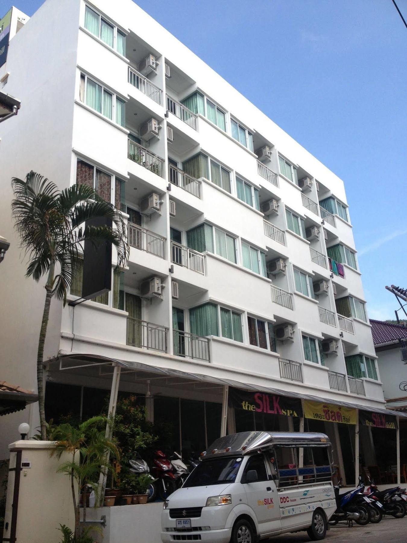 The Silk Hill Hotel Patong Exteriör bild